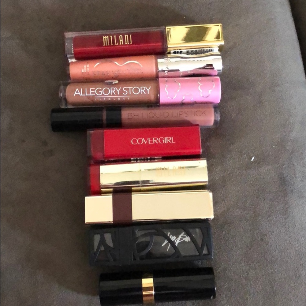 💕HUGE LIP BUNDLE💕